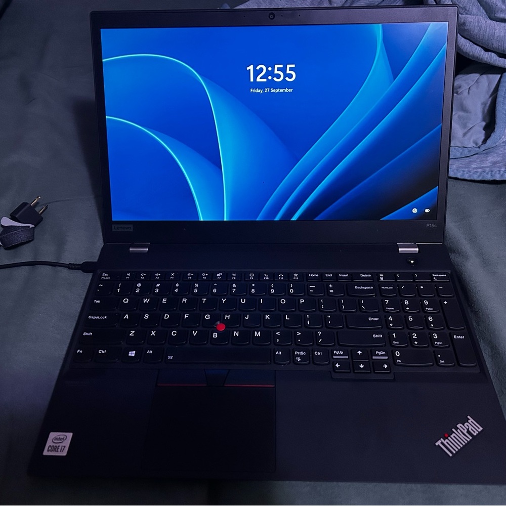 Lenovo thinkpad intel core i17. 16gb ram